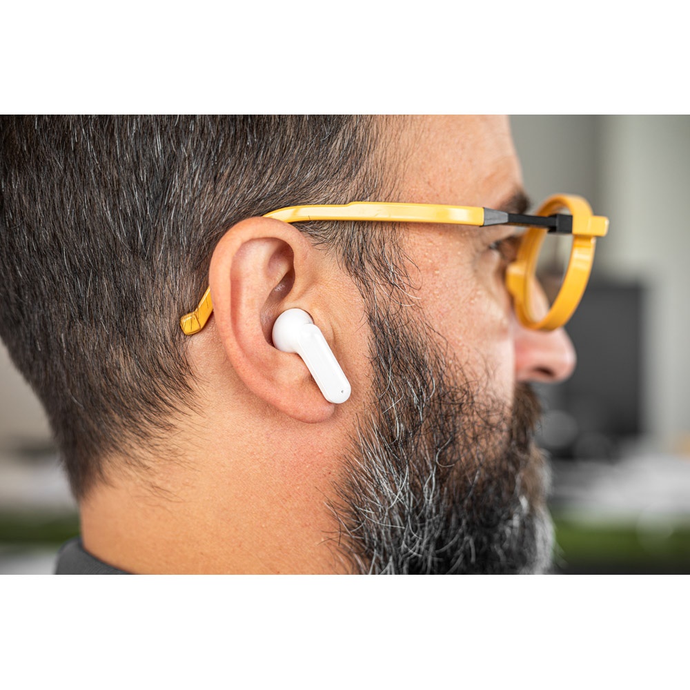 BURTON. Auricolari wireless con 12 ore di autonomia con il ABS riciclato (100% rABS)