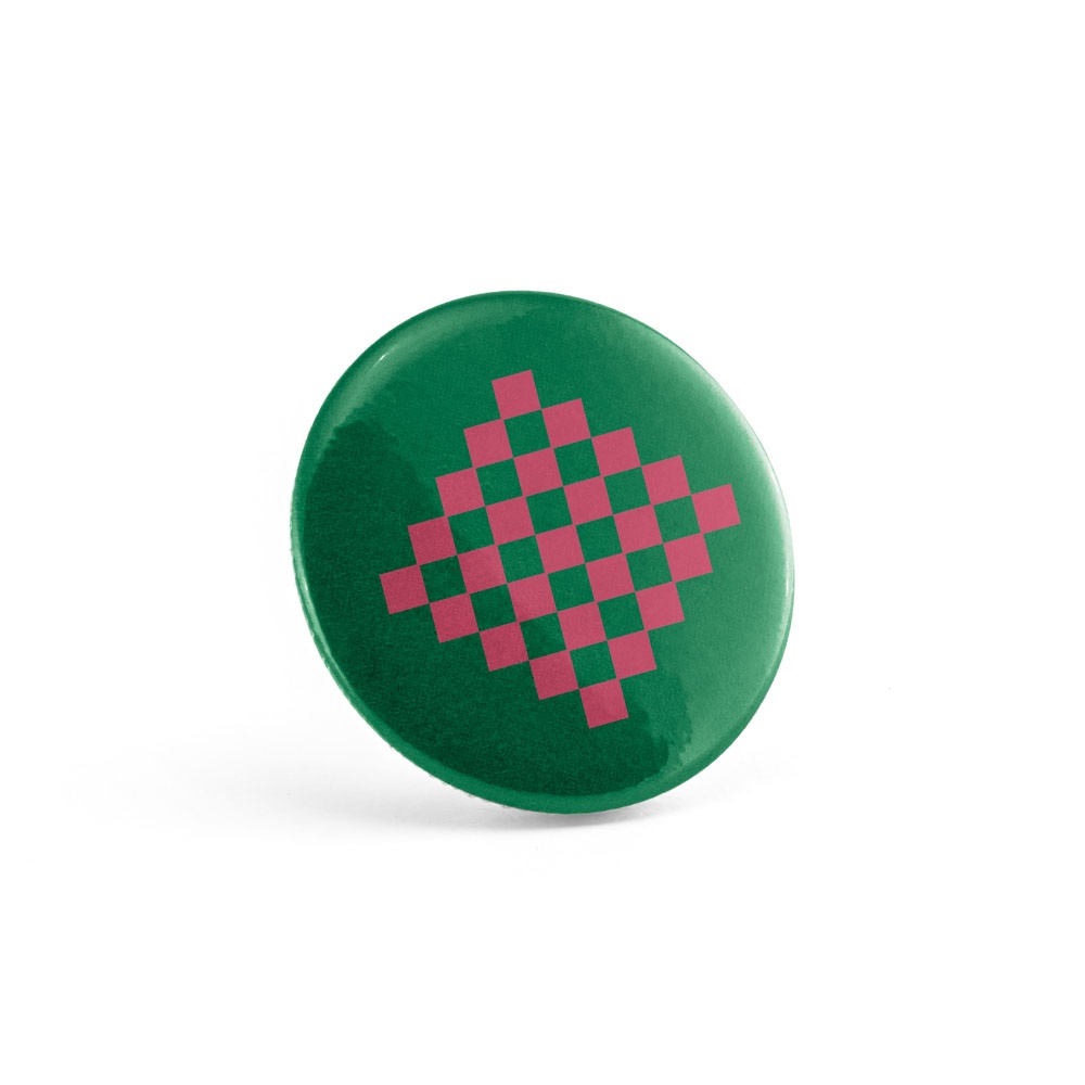 Button P'IN 12. Button P'IN 12. Pin rotondo con calamita e apribottiglie