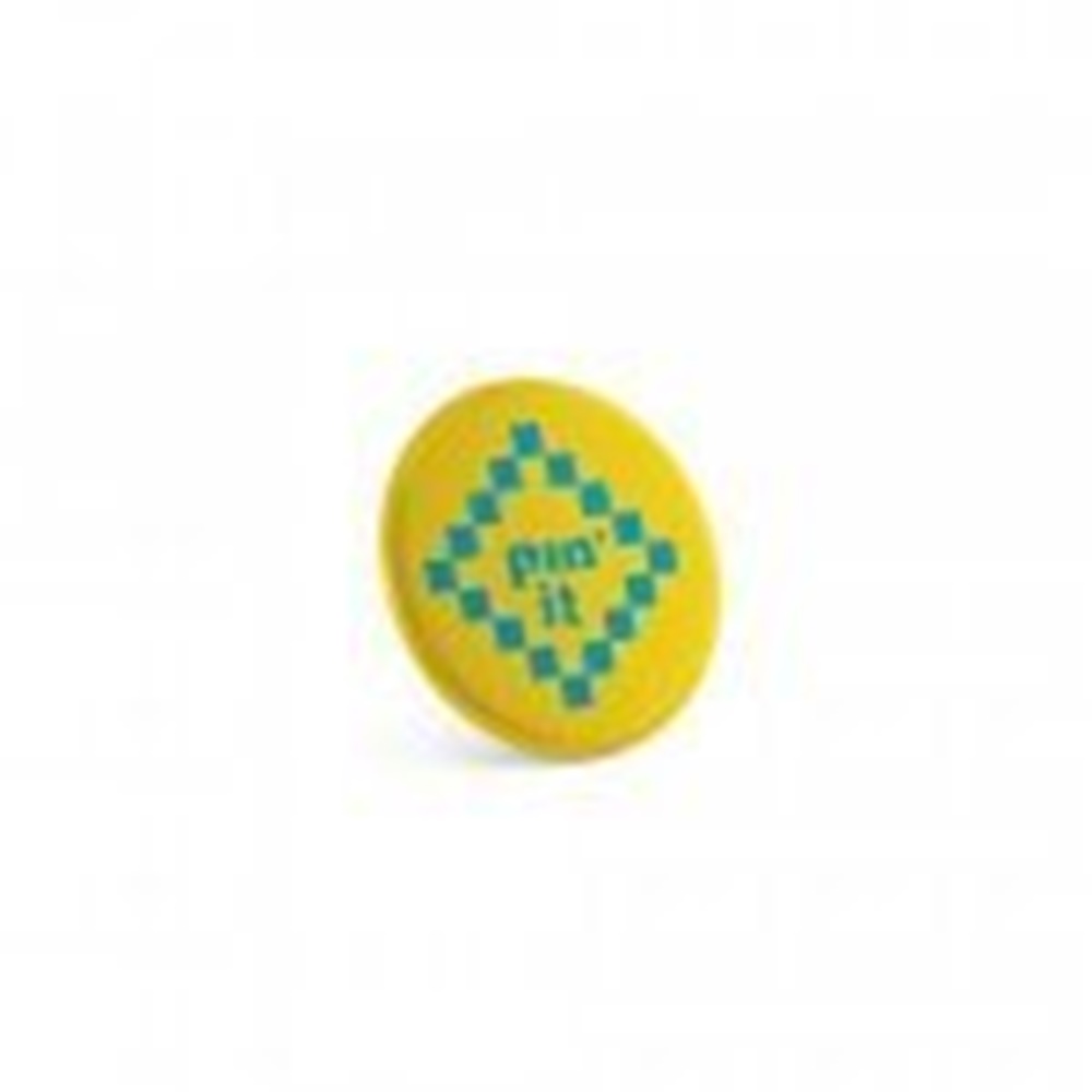 Button P'IN 3. Button P'IN 3. Pin rotondo con spilla