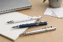 penne-stampa-diretta-un-lato-ufficio.webp