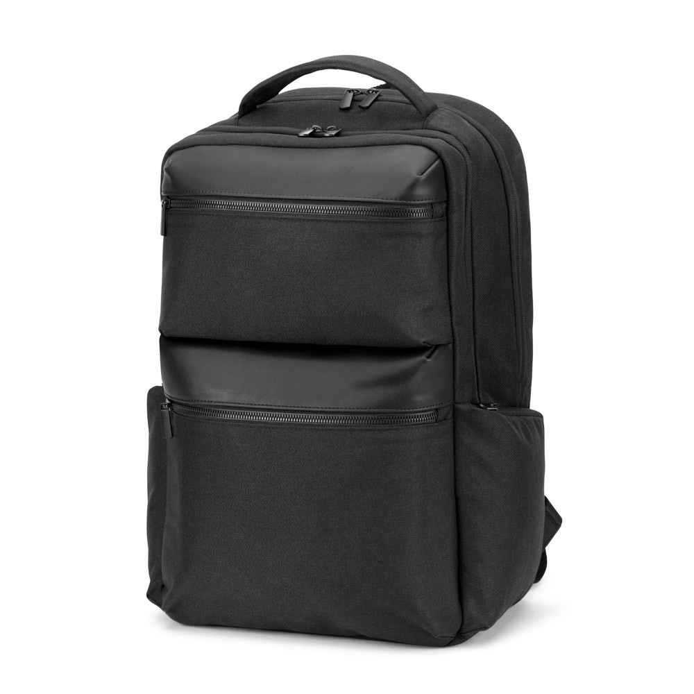COPENHAGEN. Zaino in twill riciclato idrorepellente con due ampie tasche anteriori da 17'3"