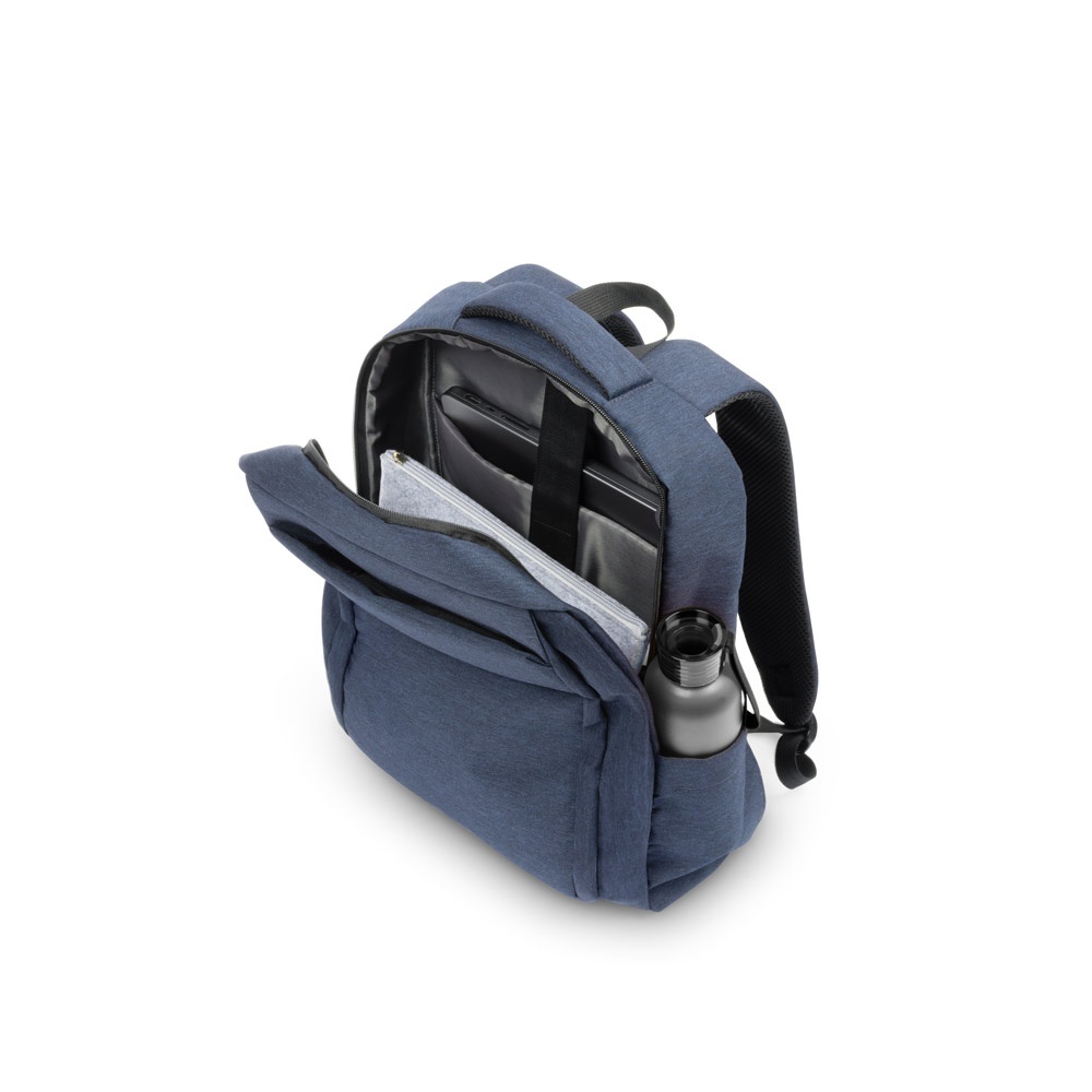 COVENTRY. Zaino porta laptop completamente imbottito in poliestere riciclato ad alta densità 300D e fodera in poliestere riciclato 210D 15.6'
