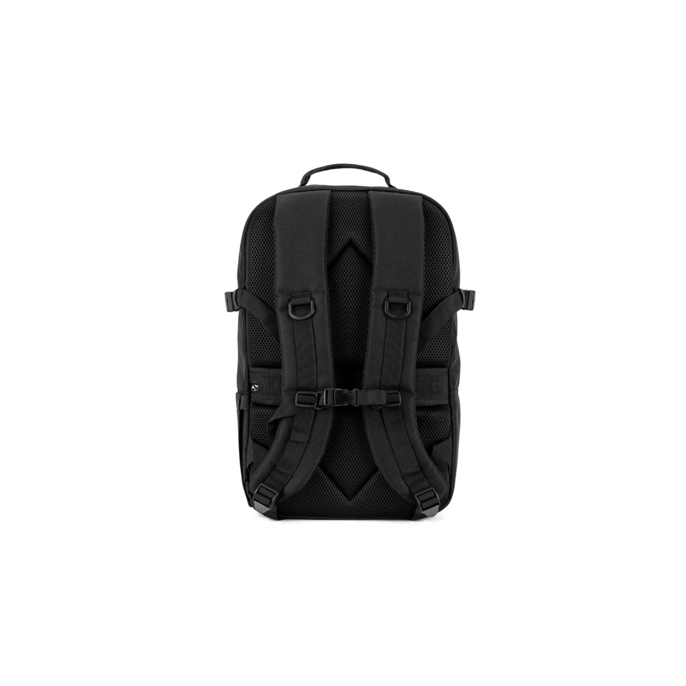 EDINBURGH BPACK. Zaino stile militare in poliestere riciclato 600D, ad alta densità e foderato in poliestere riciclato 210D da 17.3'