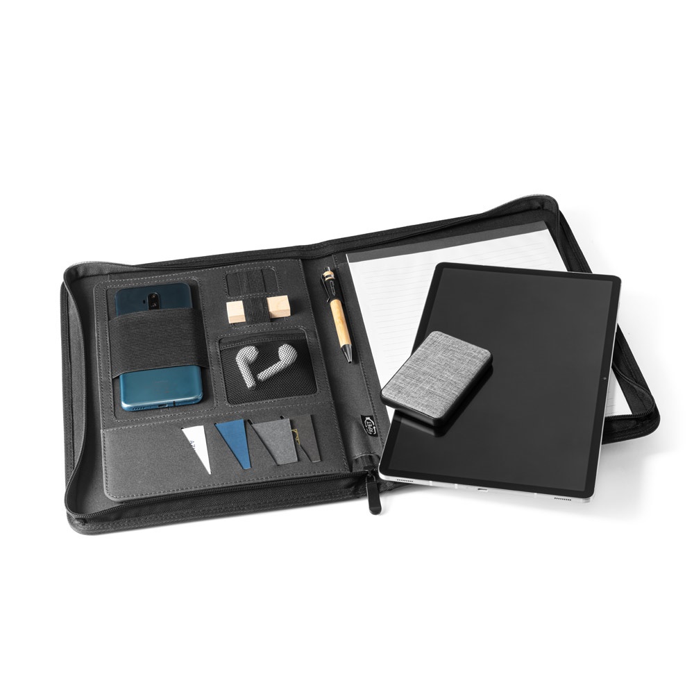 EMERGE FOLDER. Cartella A4 in poliestere riciclato (100% rPET) 300D con chiusura zip
