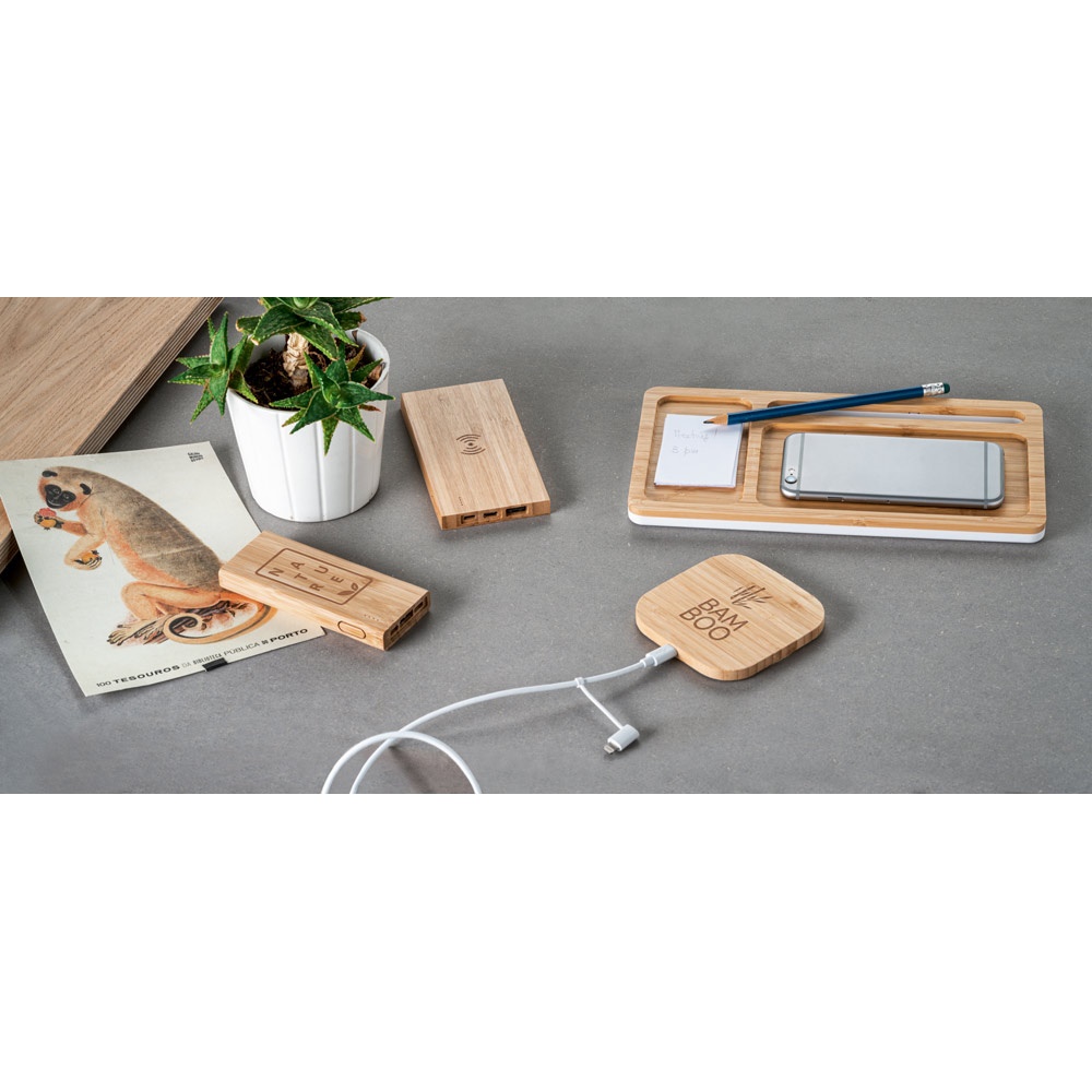 FITCH. Power bank da 5'000 mAh con caricatore wireless da 5W in bambù