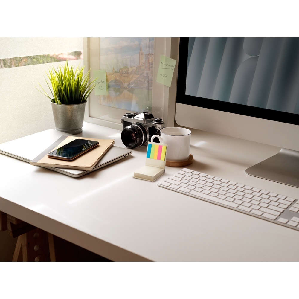 KAIRON. Set da ufficio 2 in 1, realizzato con carta riciclata al 100%, con 6 blocchi note adesivi