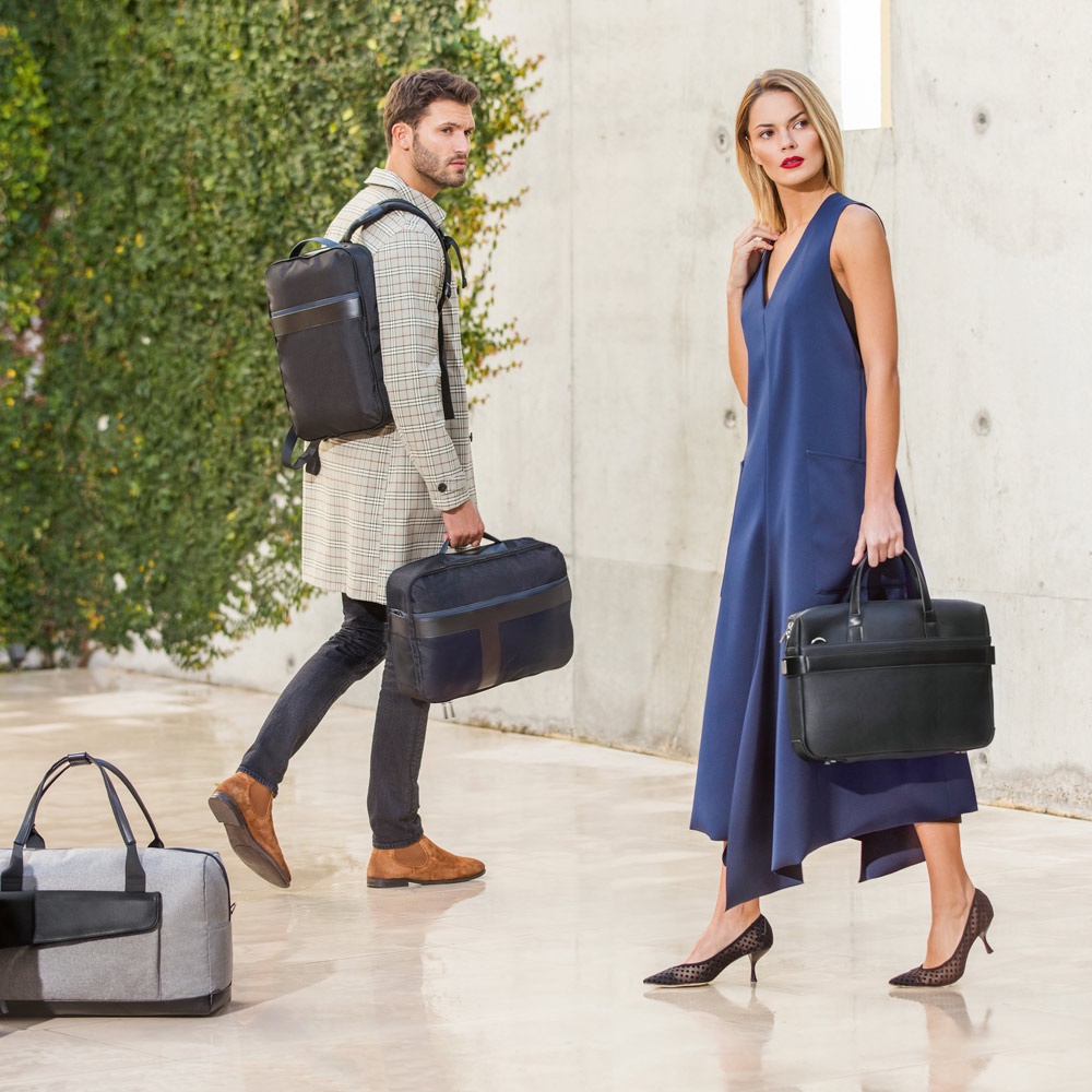 MOTION BACKPACK. Zaino in PU e poliestere twill 600D