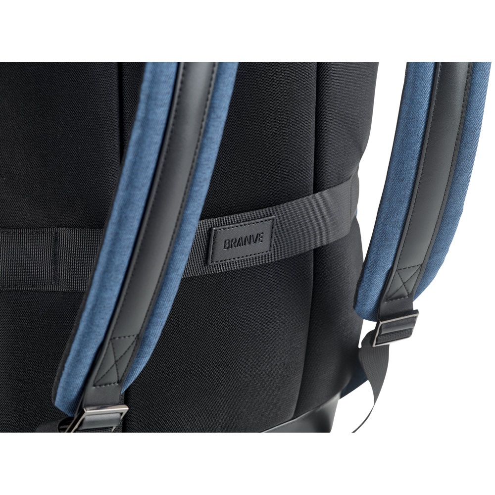 MOTION BACKPACK. Zaino in PU e poliestere twill 600D