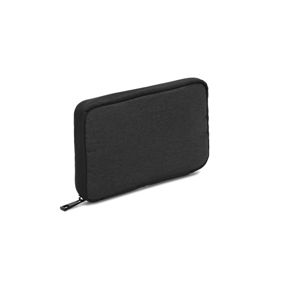 Newcastle BAG. Borsa organizer in poliestere riciclato 600D ad alta densità con spazioso scomparto principale per accessori tecnologici