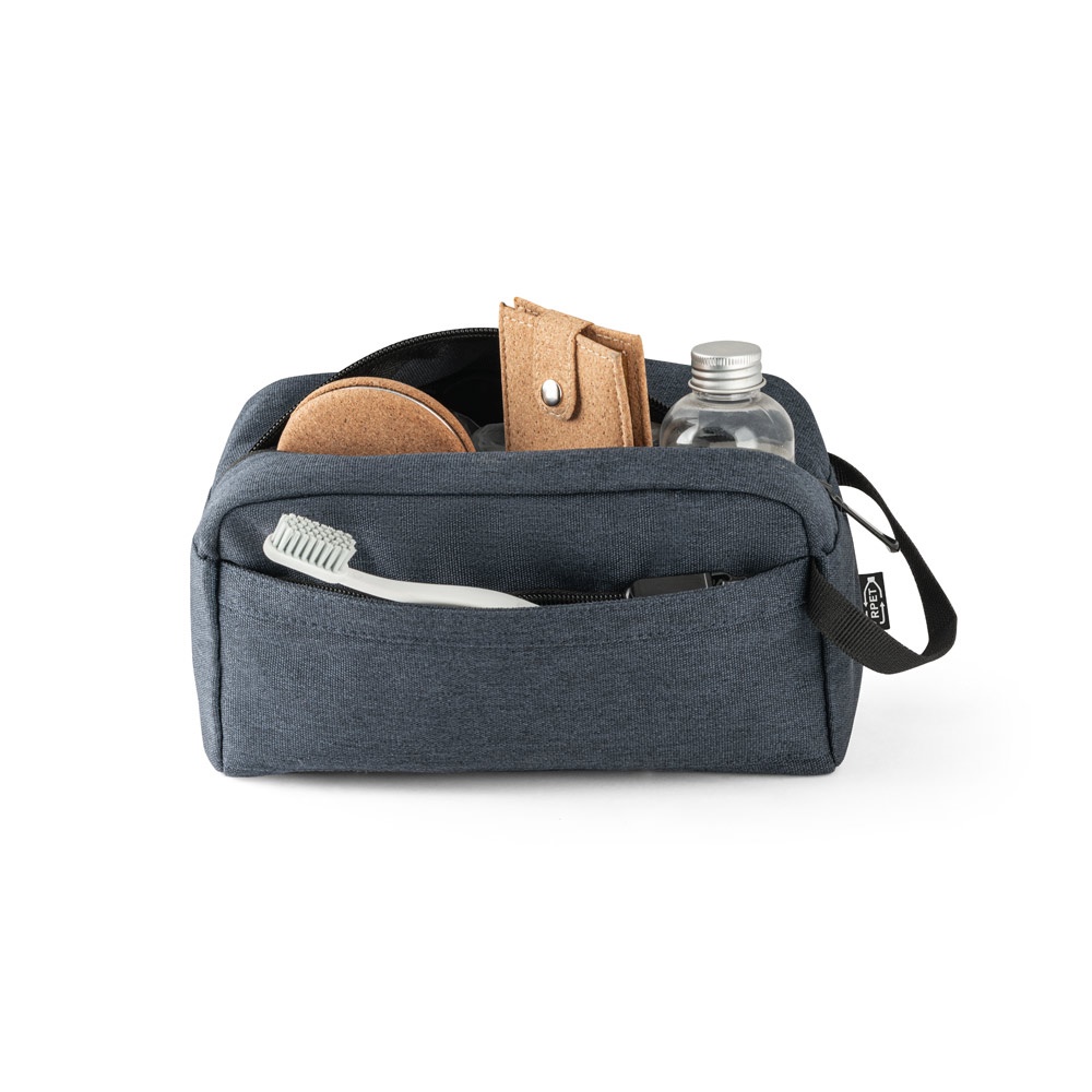 REPURPOSE BAG. Beauty case in poliestere riciclato 600D