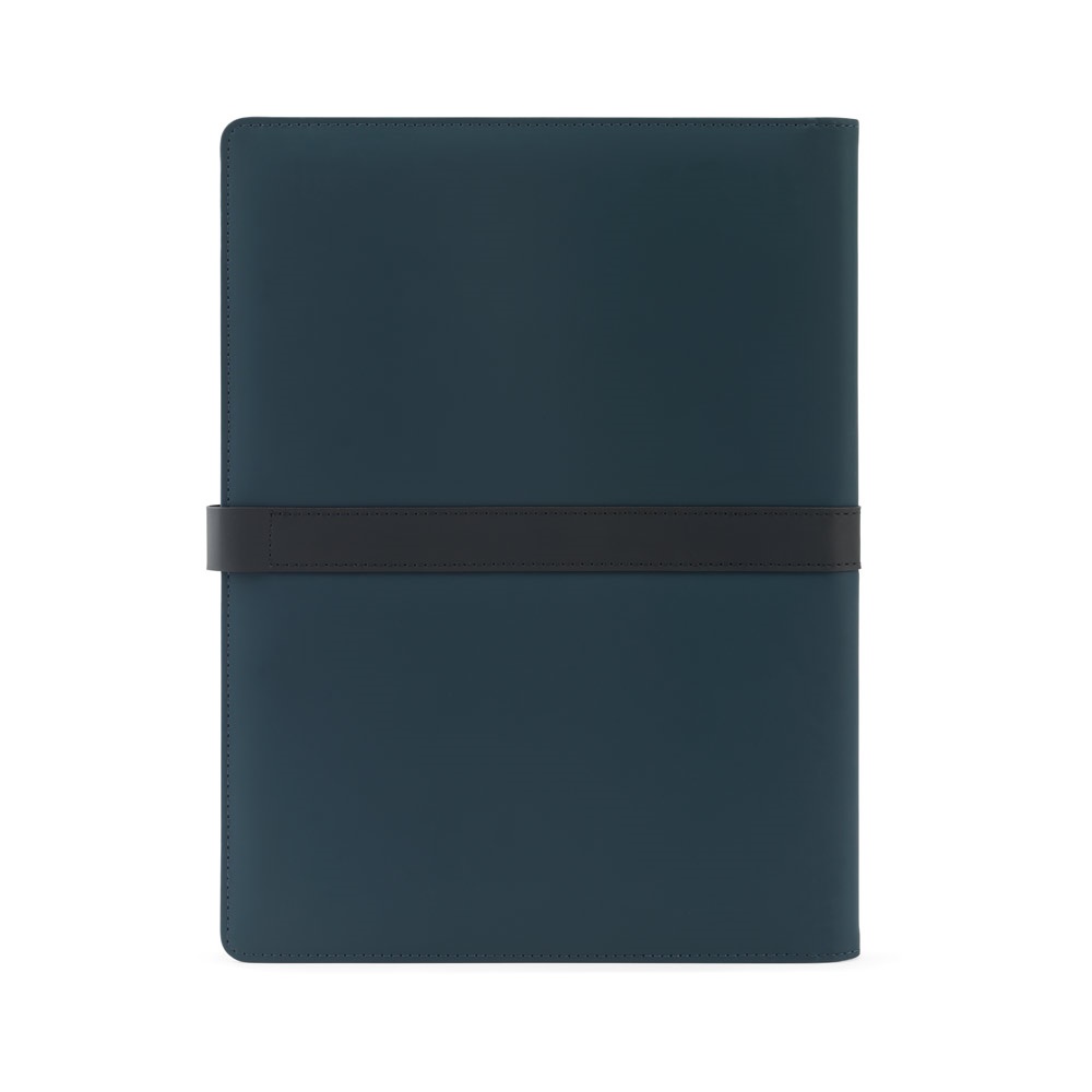 SANDERSON FOLDER. Cartella A4 in PU (riciclato al 50%) con chiusura magnetica e blocco note con pagine a righe
