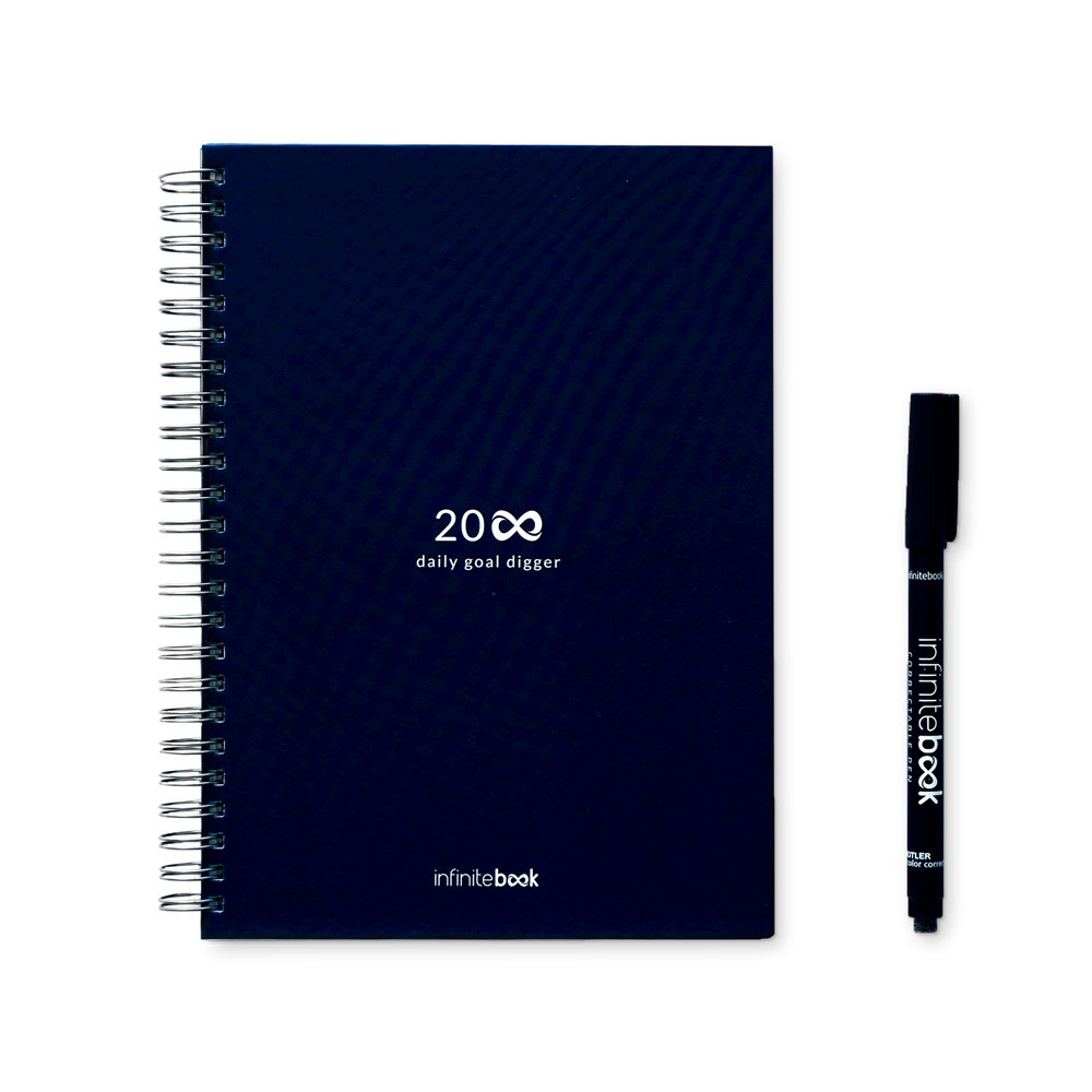 STARTER KIT INFINITE PLANNER A5. Il set include un "Infinity Diary", un kit di pulizia, un pennarello e un porta pennarello