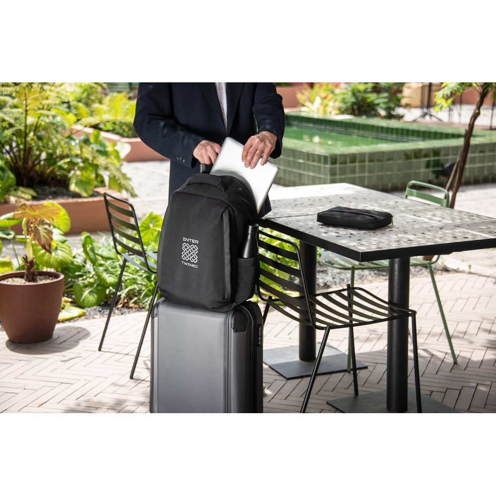 YANGON BPACK. Zaino antifurto, in twill con rivestimento idrorepellente e poliestere riciclato 600D ad alta densità, per laptop da 17.3"