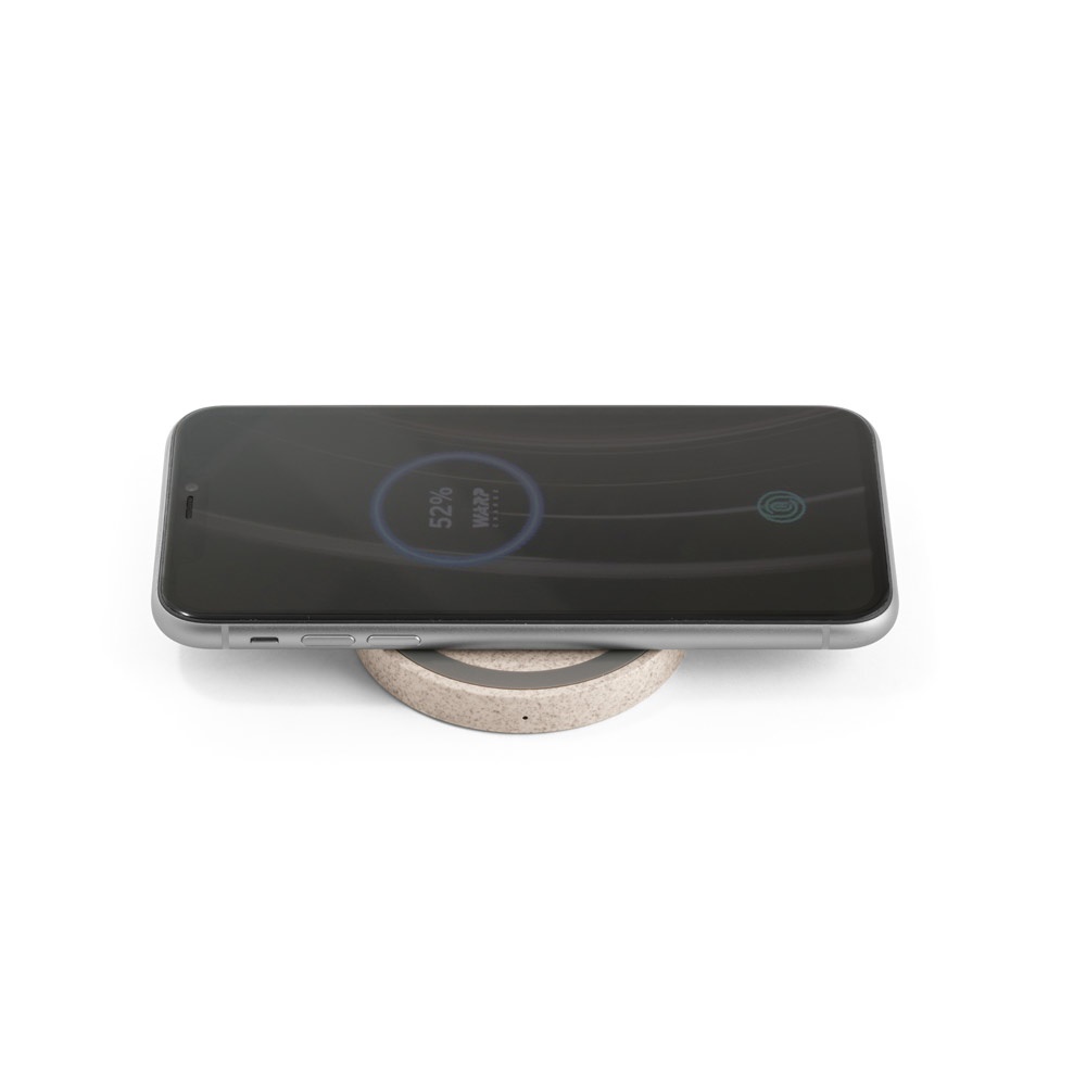 CUVIER. Caricatore wireless 15W in ABS riciclato (65% rABS) e fibra di paglia di grano (35%)