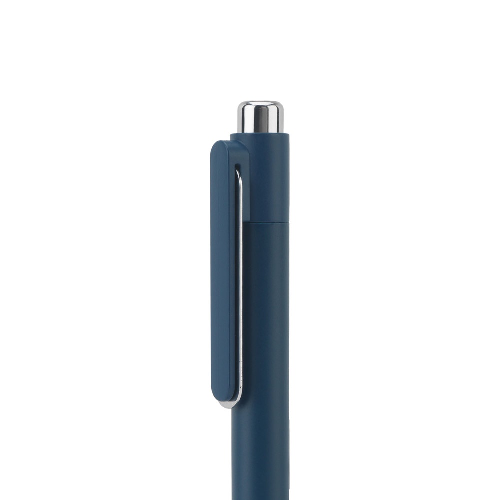 KYLIE. Penna a sfera in alluminio (riciclato al 94%) con clip innovativa