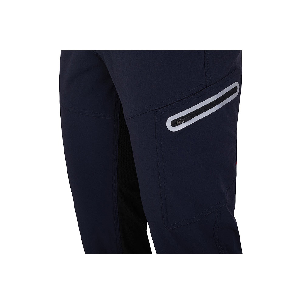 VL SELENE. Pantaloni (230 g/m²), realizzati in nylon riciclato (91%) e spandex (9%)
