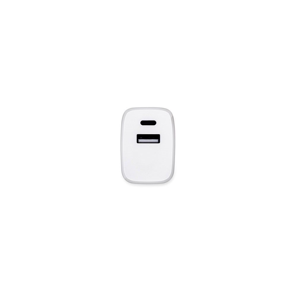 WEGENER. Adattatore di corrente con porta USB-A 18W e porta USB-C 20W in ABS riciclato (100% rABS)