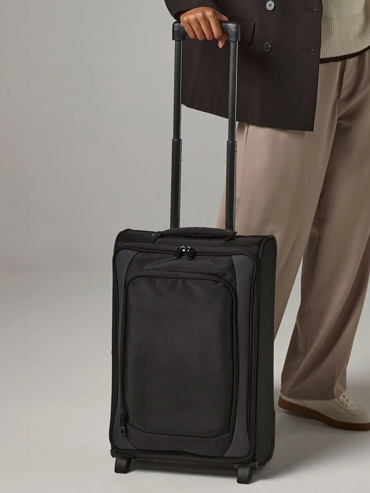 [AW-QD975-BLKD-UNICA] Tungsten Business Traveller