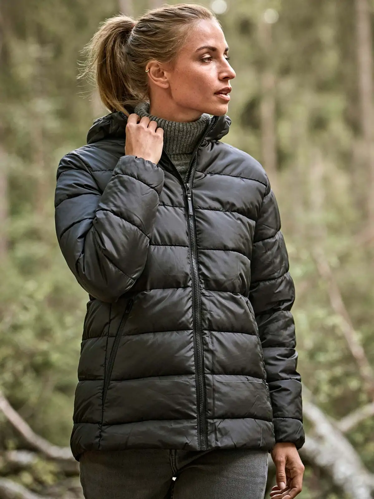 Womens Lite Hooded Jacket
