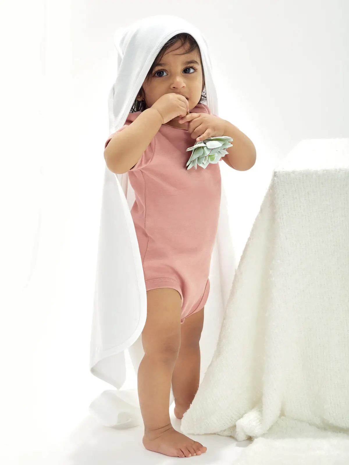 [AW-MABZ24-WH-UNICA] Baby Organic Hooded Blanket
