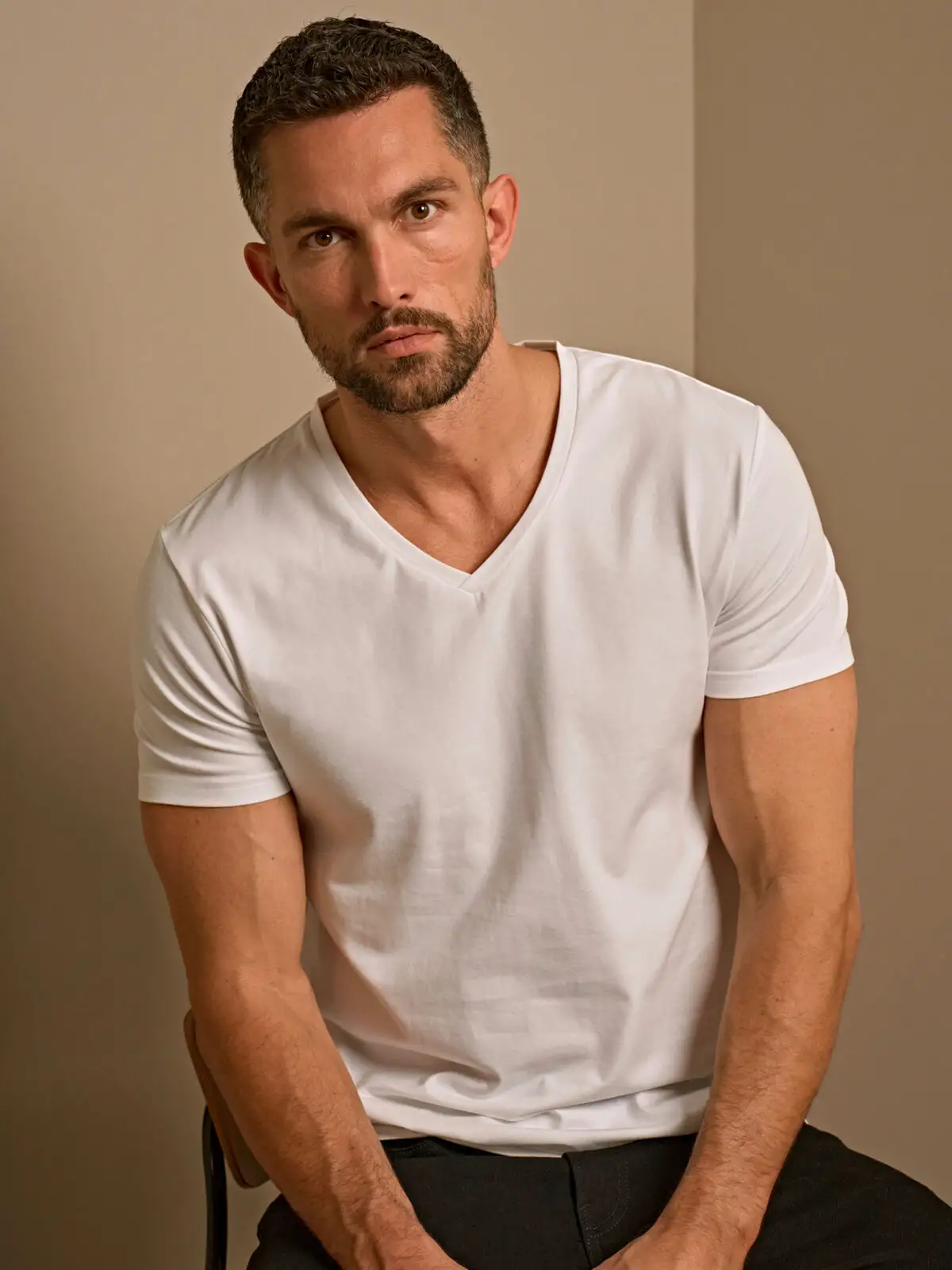 Men's Stretch V-neck tee