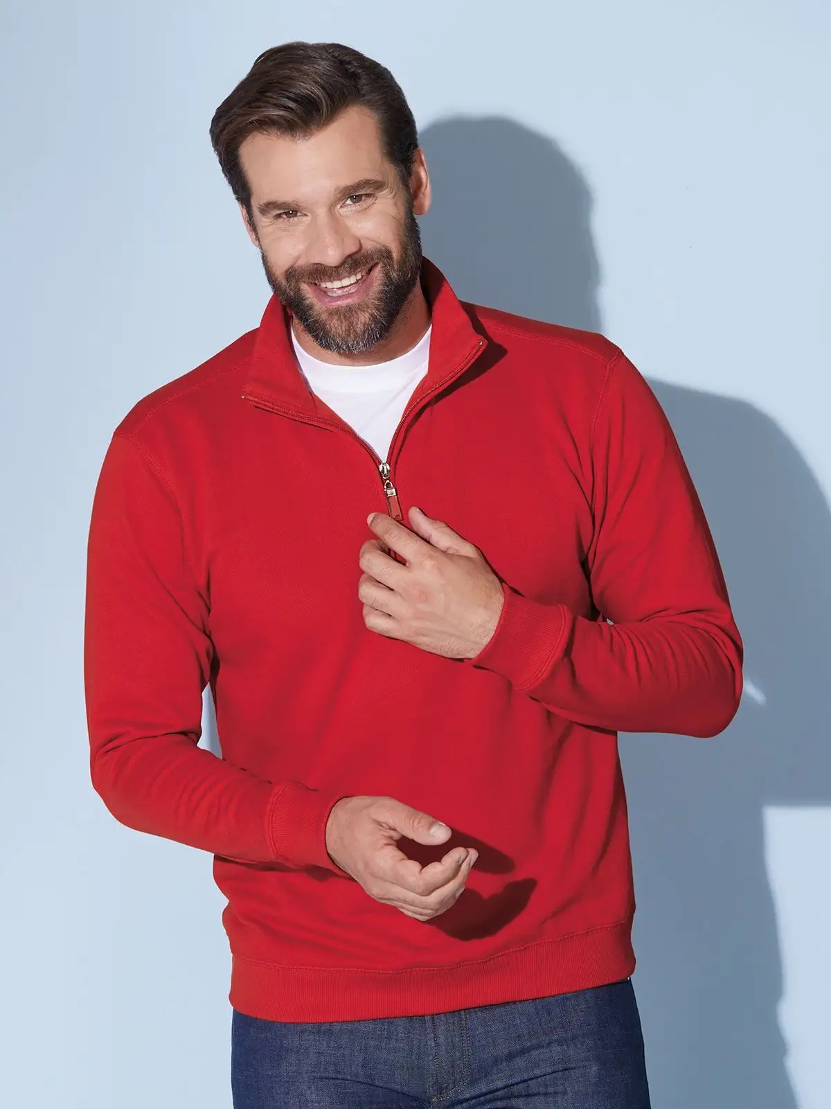 Round-Neck Zip